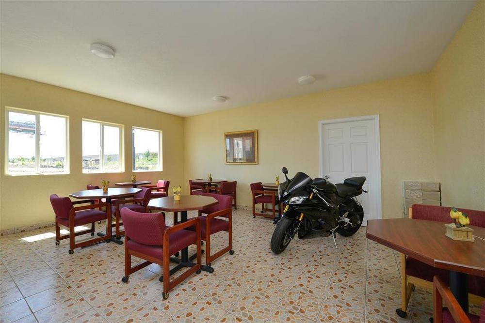 Capital Inn&suites Motel 2*